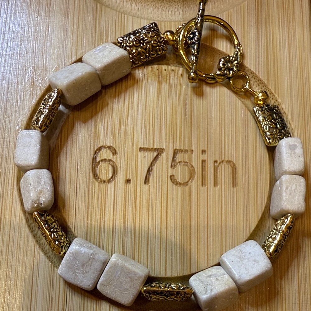 Hand Beaded Beaded Bracelet